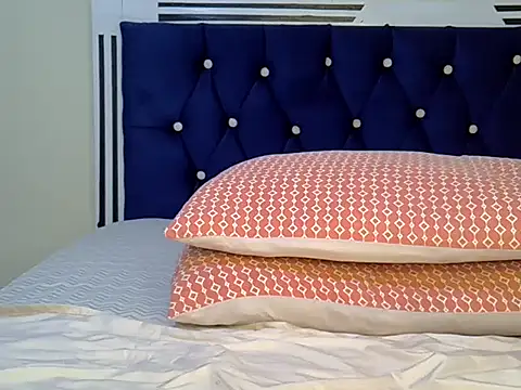 Goddess nanaya online show from 12-17-25, 10:43