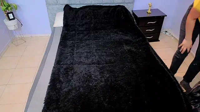 Lana stone  online show from 11-29-25, 03:31