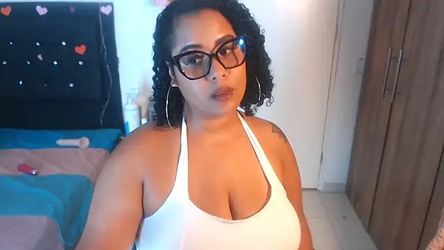 Snapshot of ebony_Exotica chatting on 03-08-25, 09:51 ebony Exotica online show from 03-08-25, 09:51