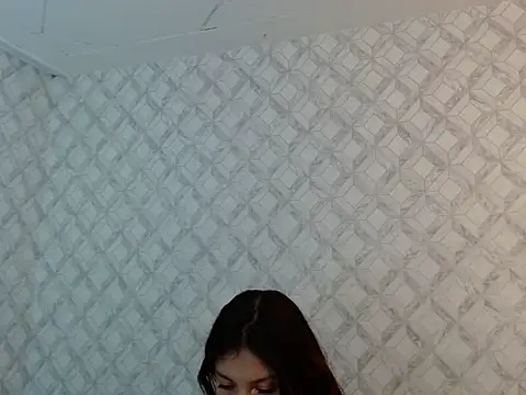 Emma-Wilson online show from 04-10-26, 04:50