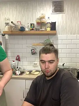 Pair of Gods  online show from 02-06-25, 11:54