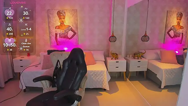 Shantall   online show from 12-04-25, 11:08