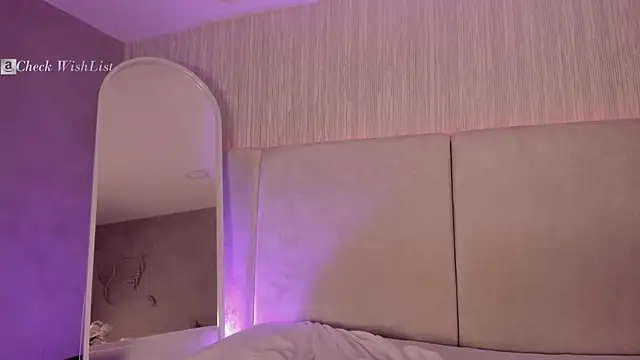 Snapshot of MALENA-ANGEL chatting on 09-15-25, 08:09 MALENA-ANGEL online show from 09-15-25, 08:09