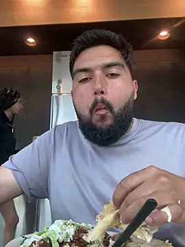 bigdickgio6923 online show from 02-15-26, 09:00