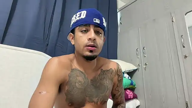 dominic brandd23 online show from 11-06-25, 06:20