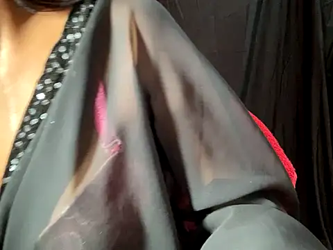 Sexy trisha  7 online show from 09-11-25, 08:09