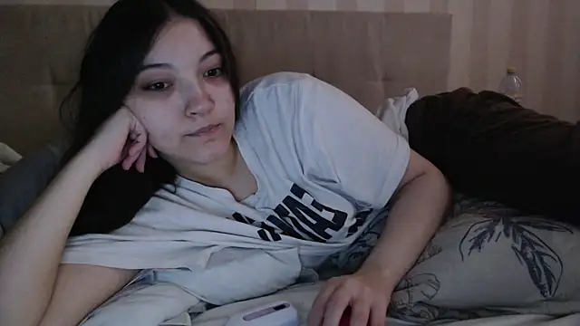 AlisaDevis online show from 04-19-26, 05:07
