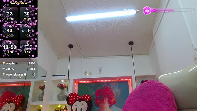 lorenapinto online show from 02-24-25, 01:57