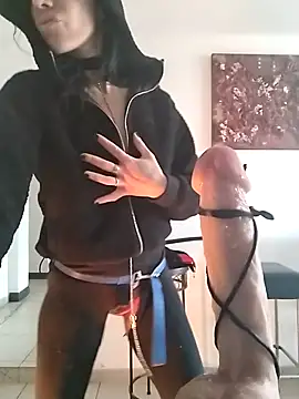 freyamoret online show from 01-14-25, 10:27