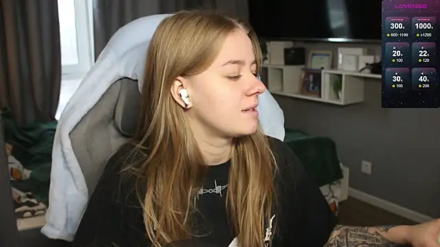 candy maggie online show from 12-09-24, 10:32