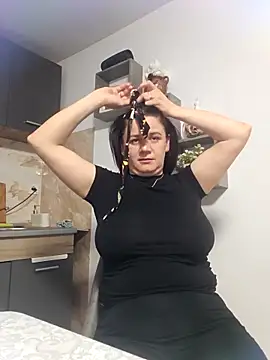 Snapshot of KristenVega chatting on 03-17-25, 05:38 KristenVega online show from 03-17-25, 05:38