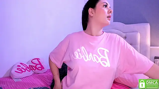 Snapshot of EmilyS__ chatting on 01-24-25, 03:43 EmilyS online show from 01-24-25, 03:43