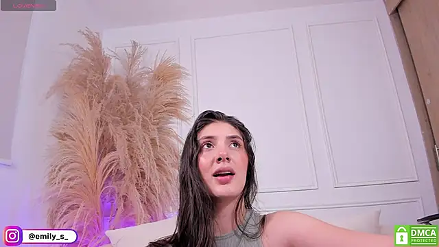 EmilyS   online show from 05-16-26, 07:45