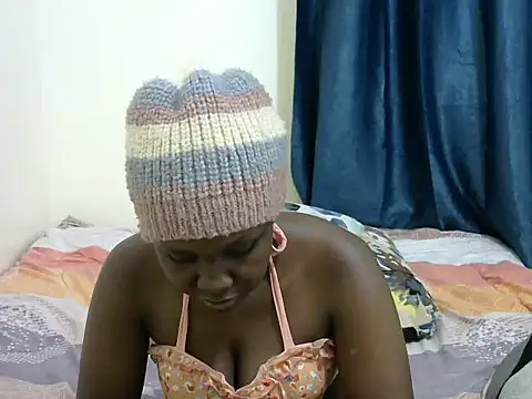 Kariselle- online show from 02-27-25, 03:37