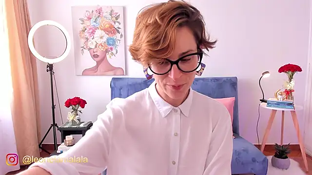 Snapshot of cuddlingbunny chatting on 10-05-25, 03:54 cuddlingbunny online show from 10-05-25, 03:54