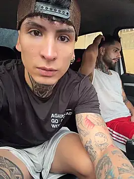 Snapshot of _Tomy08calderon chatting on 11-15-25, 06:48 Tomy08calderon online show from 11-15-25, 06:48