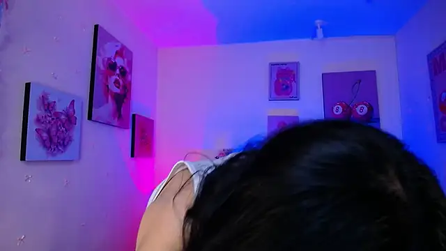 Snapshot of MaveParks_ chatting on 04-22-26, 11:56 MaveParks online show from 04-22-26, 11:56