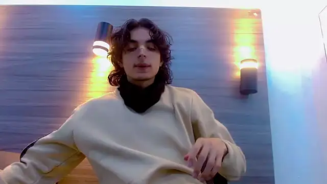 Sr BonnyEthan online show from 05-19-26, 01:06