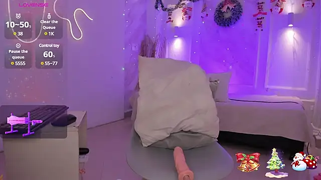 Snapshot of NastassjaCandy chatting on 12-15-24, 08:36 NastassjaCandy online show from 12-15-24, 08:36