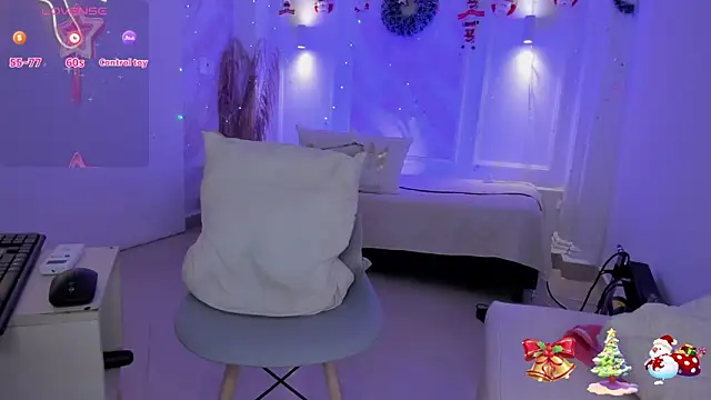 Snapshot of NastassjaCandy chatting on 12-16-24, 10:45 NastassjaCandy online show from 12-16-24, 10:45