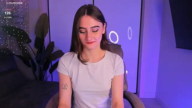 Snapshot of helen_ramsay chatting on 12-08-24, 08:36 helen ramsay online show from 12-08-24, 08:36