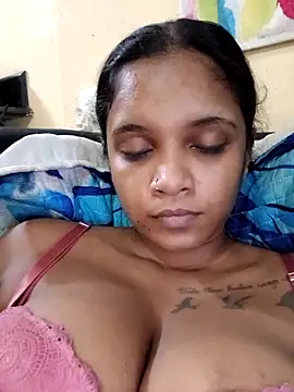 Indianqueen03 online show from 04-06-26, 07:15