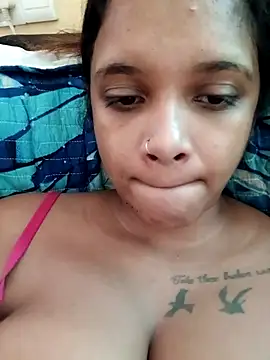 Indianqueen03 online show from 04-07-26, 12:49