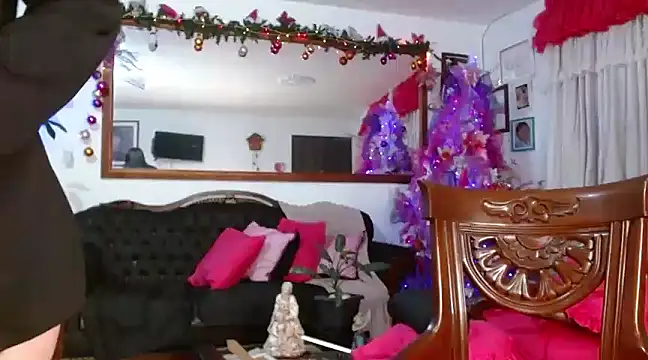 Snapshot of _diana_cute chatting on 12-17-24, 12:01 diana cute online show from 12-17-24, 12:01