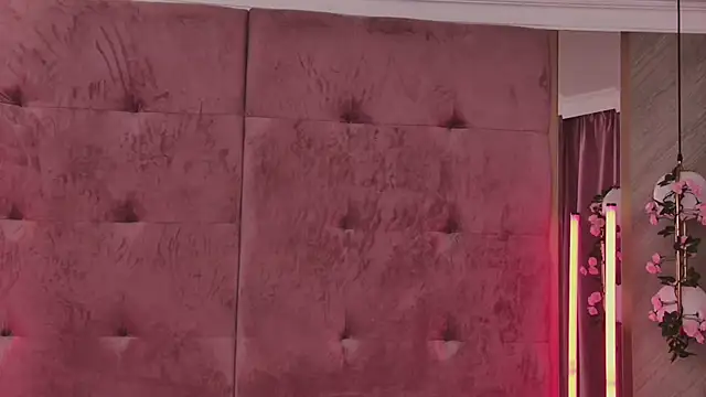 Snapshot of CeylanXO chatting on 03-16-25, 07:48 CeylanXO online show from 03-16-25, 07:48