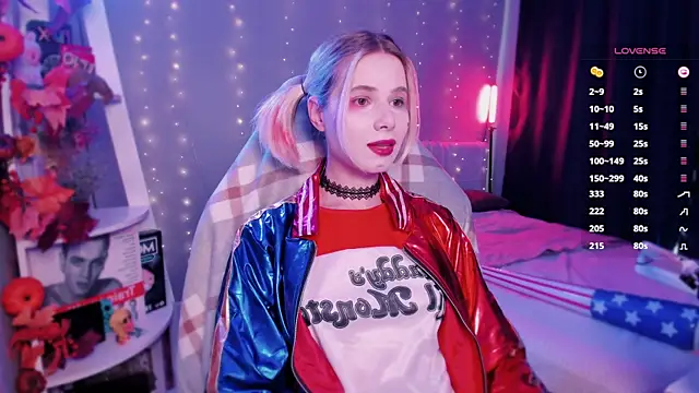 Snapshot of enigma_mia chatting on 11-01-25, 11:12 enigma mia online show from 11-01-25, 11:12