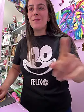 Rousse92 online show from 04-16-26, 09:39