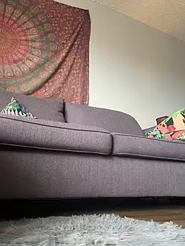 Your Paris online show from 02-23-25, 06:34