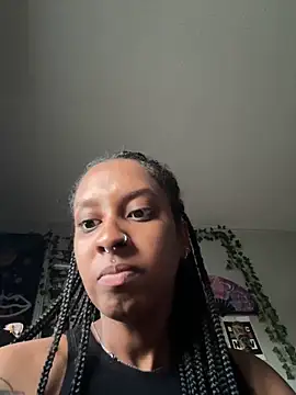 Your Paris online show from 03-05-25, 12:27