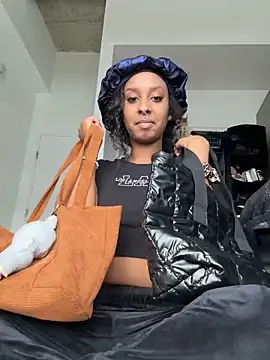 Your Paris online show from 02-22-26, 06:39