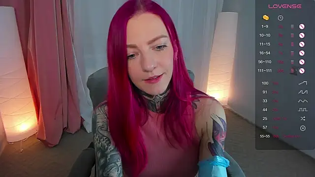 Roxy      online show from 02-27-25, 08:31