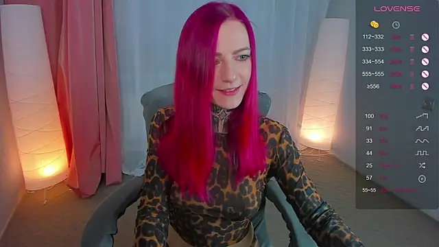 Roxy      online show from 03-01-25, 08:31