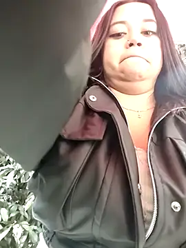 Snapshot of Cristal__04 chatting on 06-22-26, 04:59 Cristal 04 online show from 06-22-26, 04:59