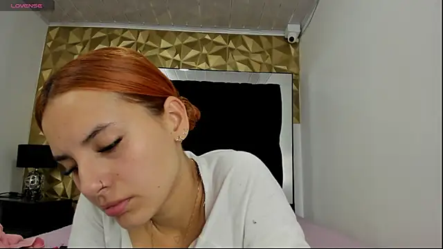 maee angels online show from 12-20-24, 10:32