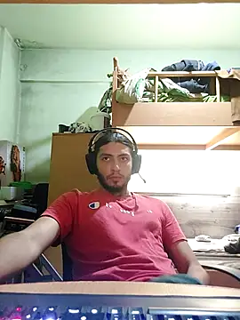 Snapshot of kleineid77 chatting on 09-24-25, 12:52 kleineid77 online show from 09-24-25, 12:52