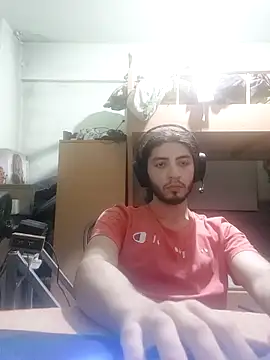 Snapshot of kleineid77 chatting on 10-25-25, 07:30 kleineid77 online show from 10-25-25, 07:30