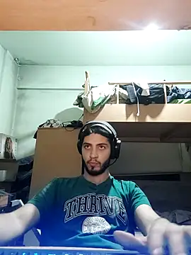 Snapshot of kleineid77 chatting on 11-09-25, 11:14 kleineid77 online show from 11-09-25, 11:14