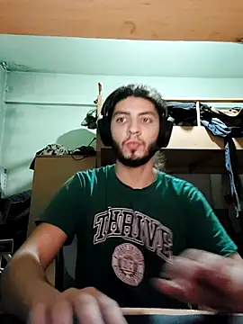 Snapshot of kleineid77 chatting on 11-20-25, 07:02 kleineid77 online show from 11-20-25, 07:02