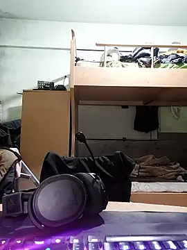 Snapshot of kleineid77 chatting on 01-08-26, 06:54 kleineid77 online show from 01-08-26, 06:54