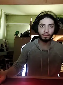 Snapshot of kleineid77 chatting on 02-14-26, 02:14 kleineid77 online show from 02-14-26, 02:14