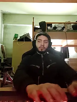 Snapshot of kleineid77 chatting on 03-01-26, 11:34 kleineid77 online show from 03-01-26, 11:34