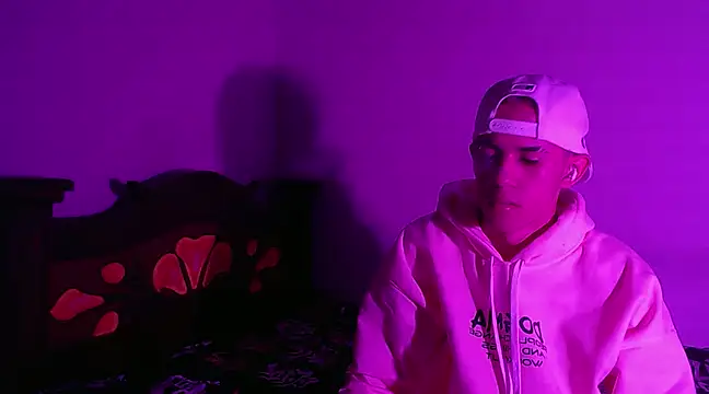 isaaclatino online show from 12-15-24, 06:18