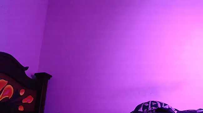 isaaclatino online show from 01-02-25, 03:15