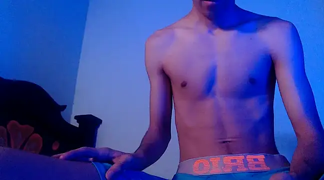 isaaclatino online show from 02-25-25, 02:36