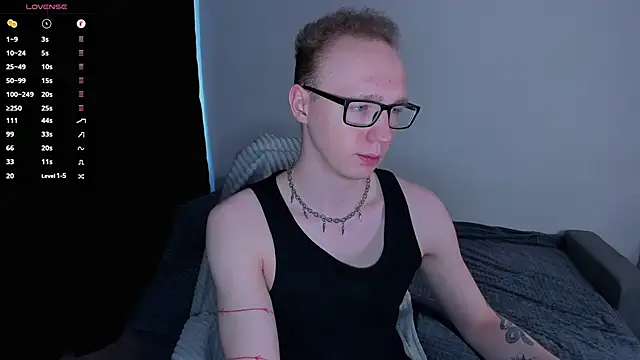 Alex silents online show from 04-17-26, 01:03