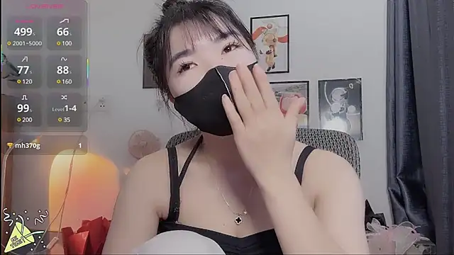 Snapshot of Berrysweet_68 chatting on 03-09-25, 02:21 Berrysweet 68 online show from 03-09-25, 02:21